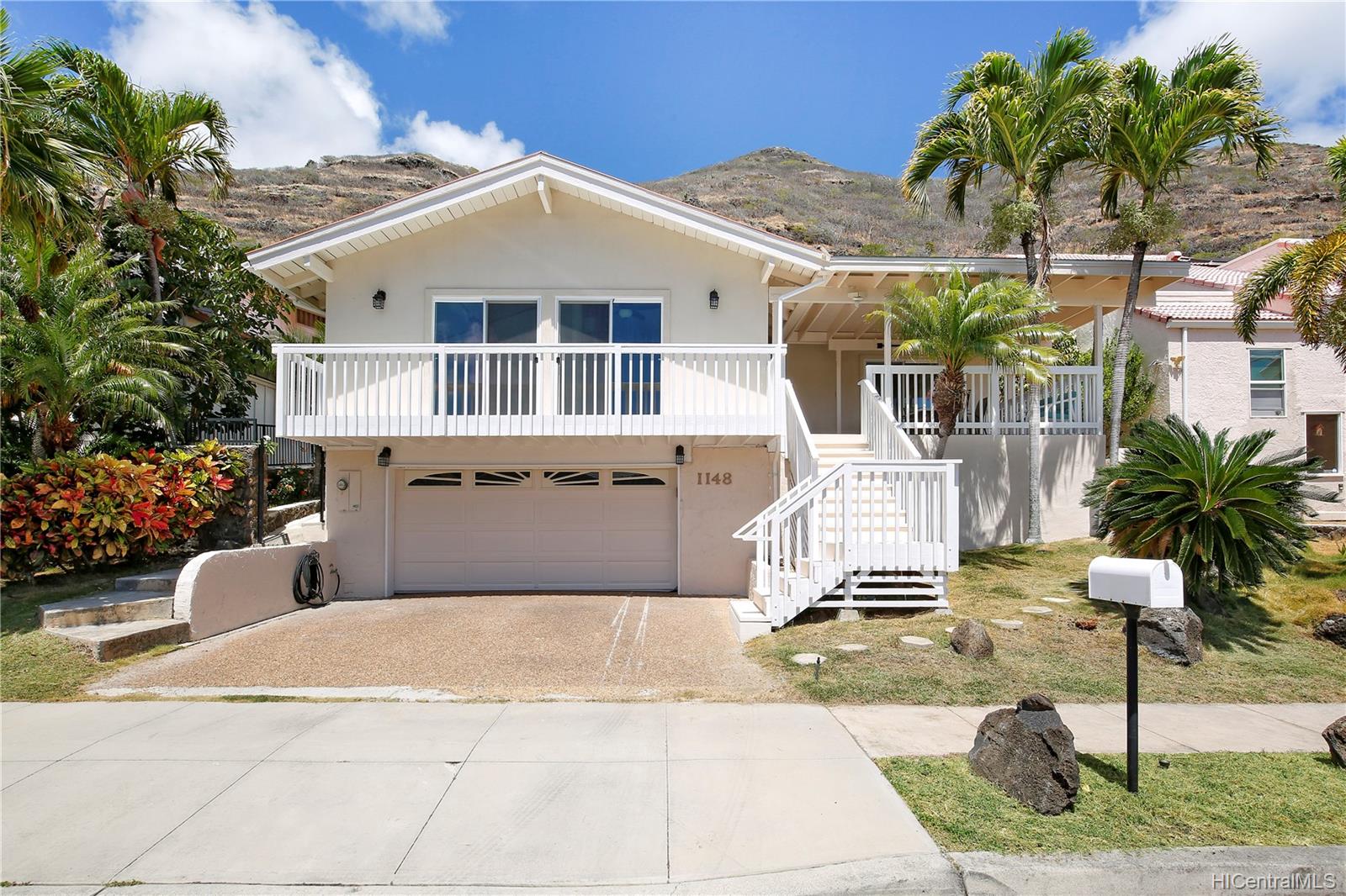 1148 Kahului Street Honolulu, HI 96825