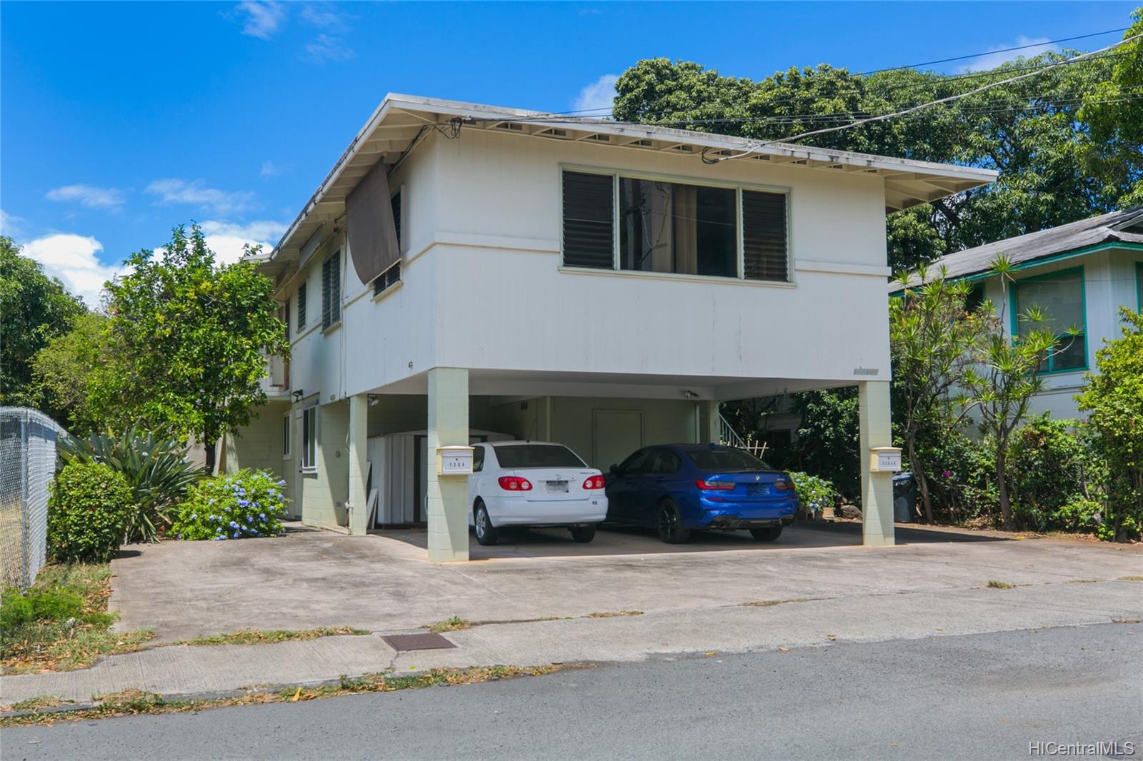 1304 Matlock Avenue Honolulu, HI 96814