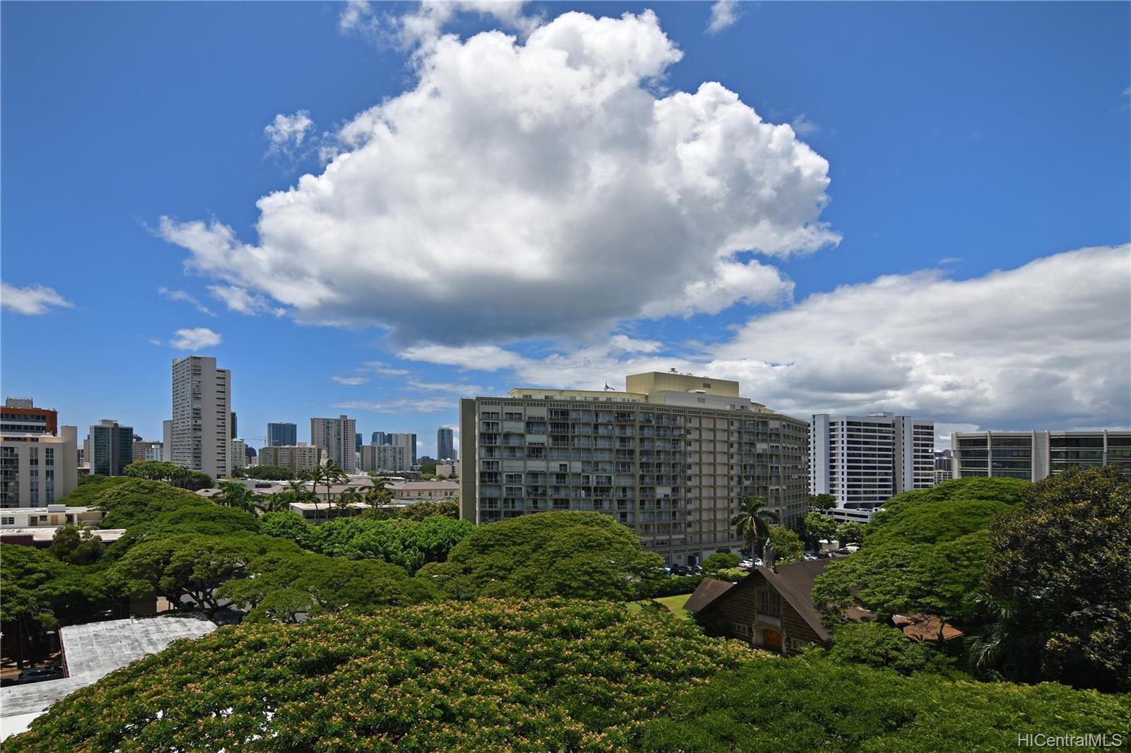 1521 Punahou Street #901, Honolulu, HI 96822