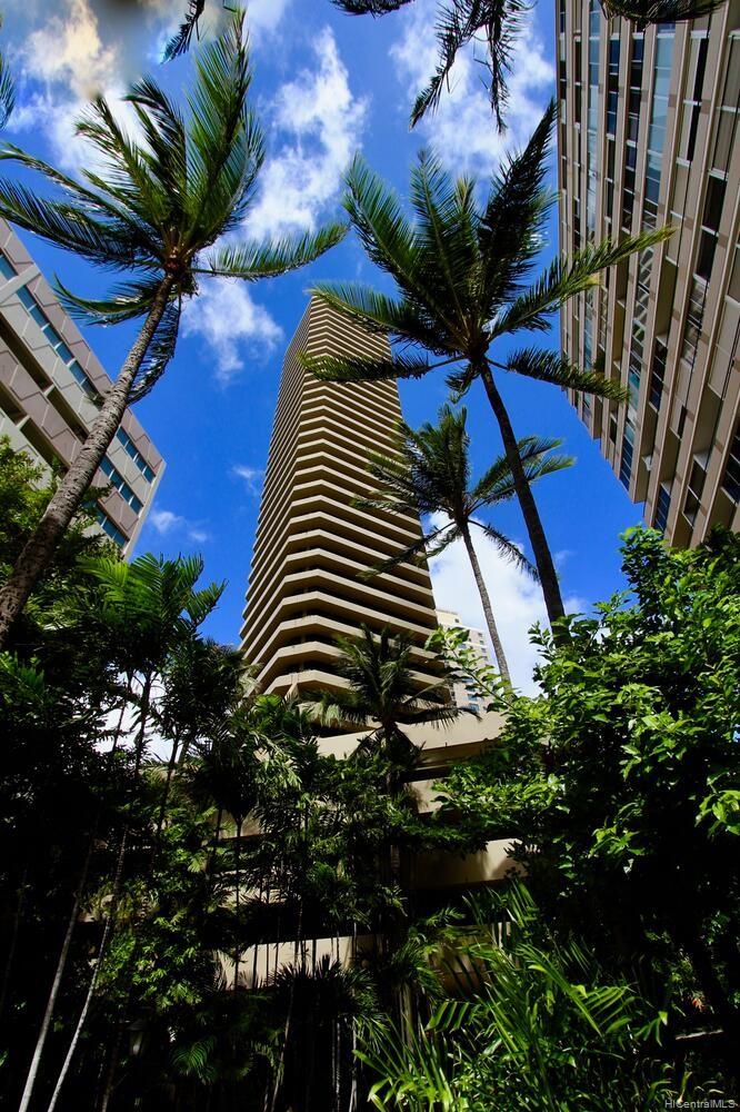 1700 Ala Moana Boulevard #3804, Honolulu, HI 96815