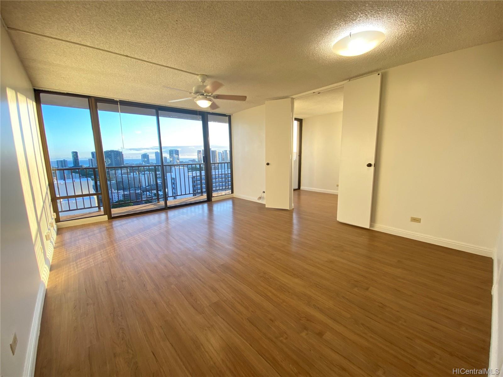 1201 Wilder Avenue #2404, Honolulu, HI 96822