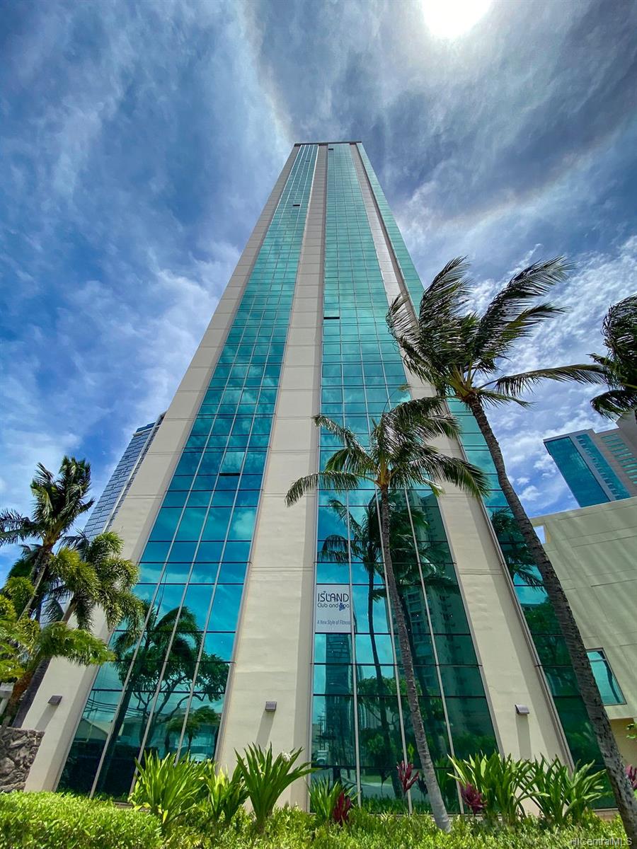 1177 Queen Street #1702, Honolulu, HI 96814