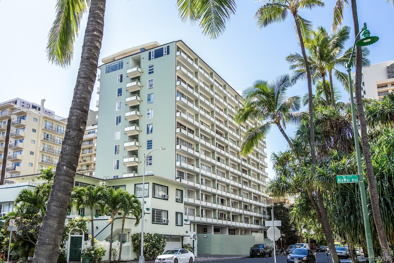 445 Kaiolu Street #307, Honolulu, HI 96815