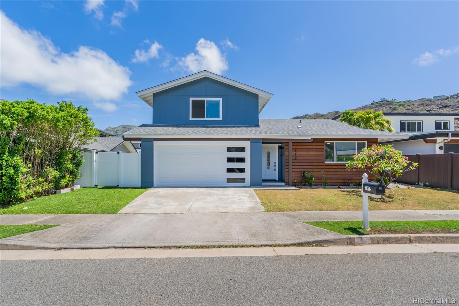 7212 Kipu Place Honolulu, HI 96825