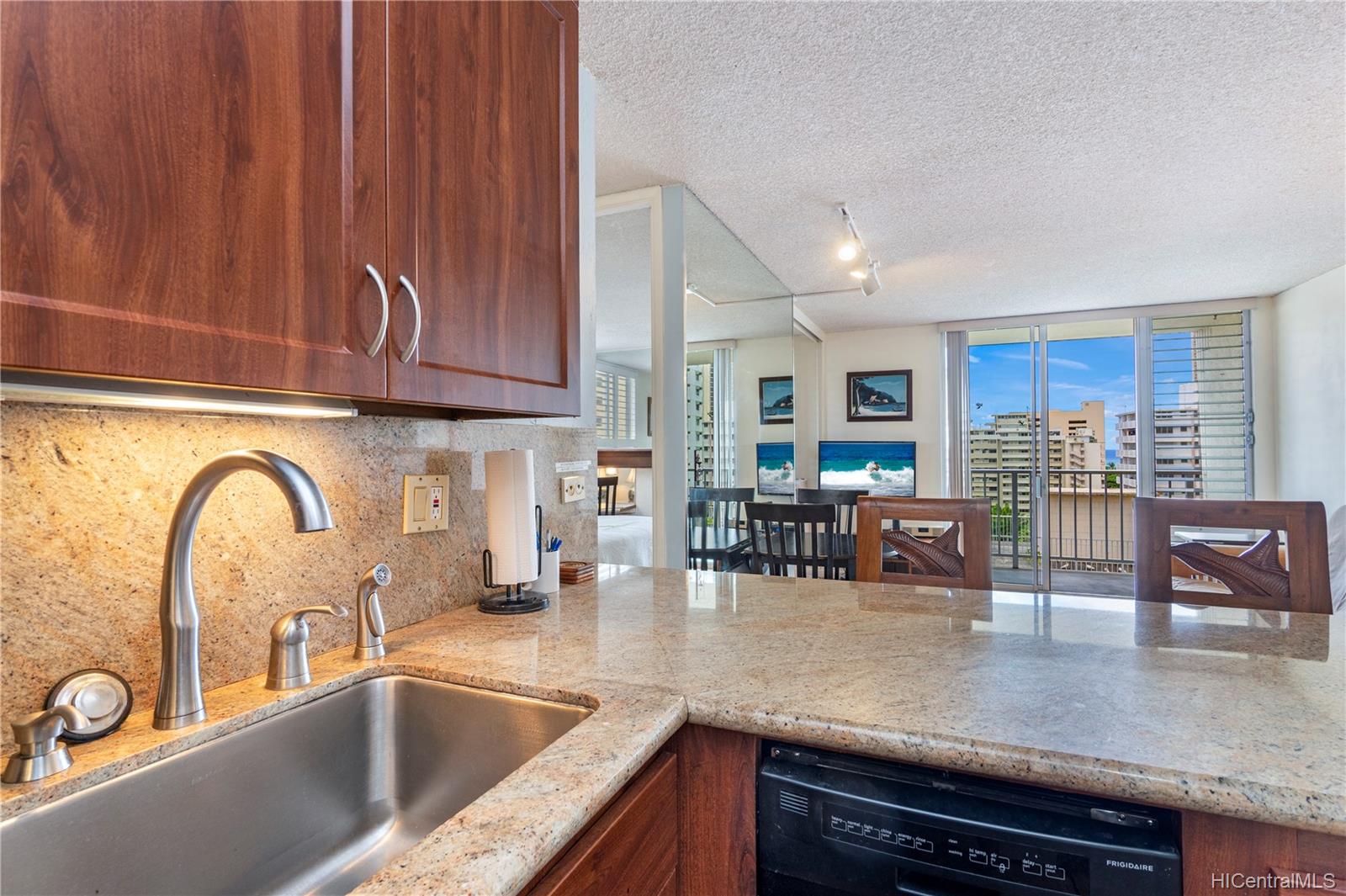 2452 Tusitala Street #1005, Honolulu, HI 96815