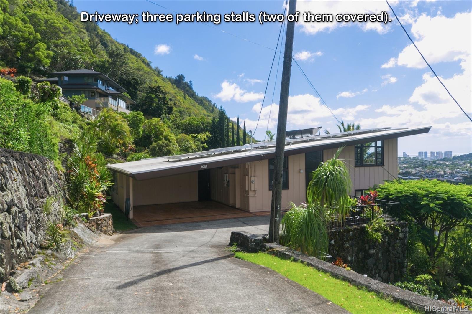 3171A Beaumont Woods Place Honolulu, HI 96822