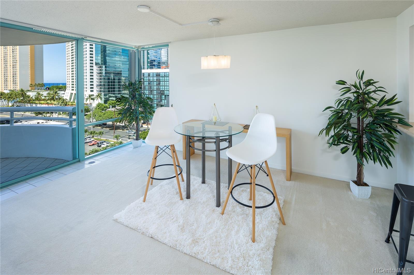 1341 Kapiolani Boulevard #10A, Honolulu, HI 96814