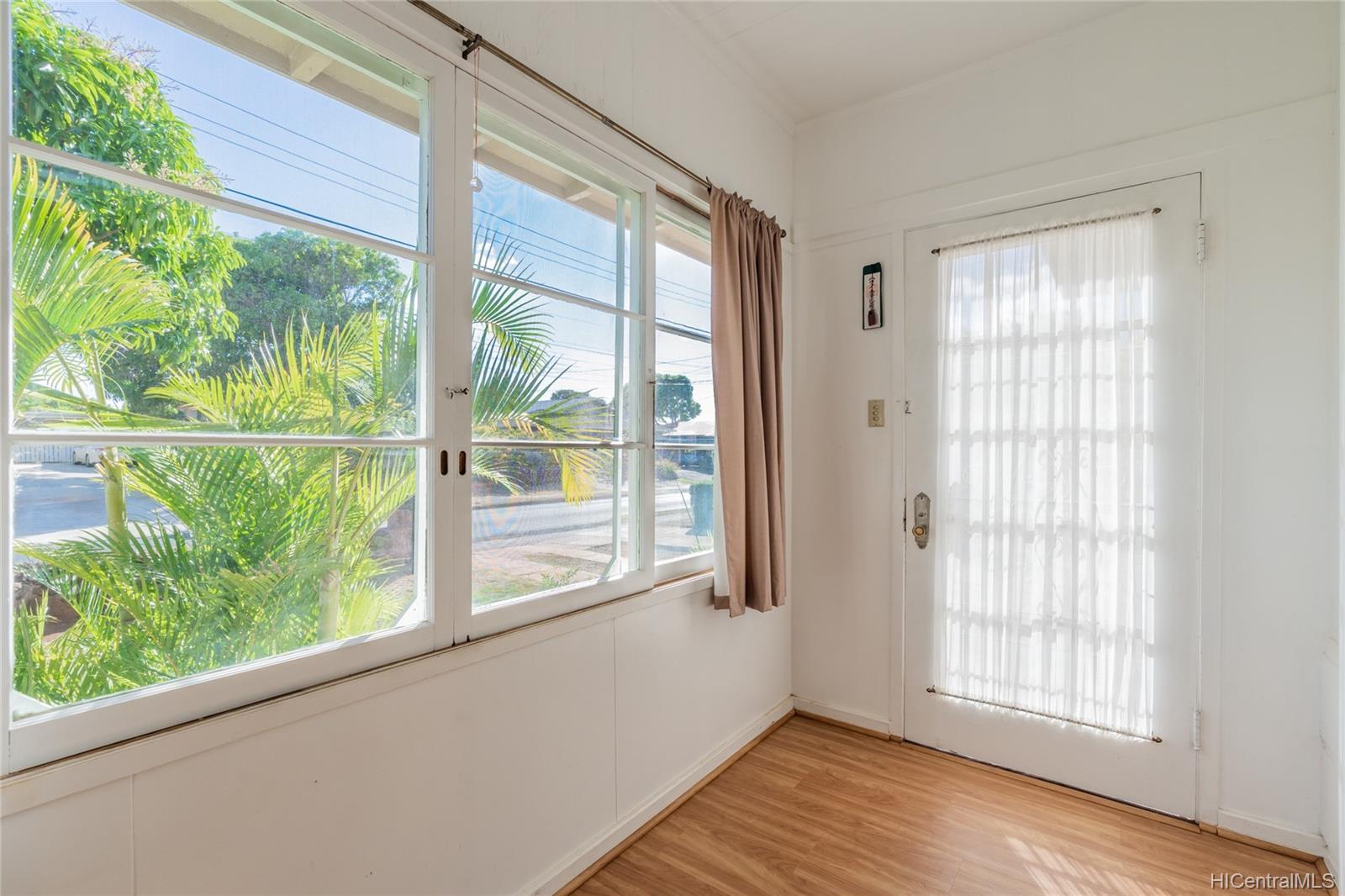 3366 Kaimuki Avenue Honolulu, HI 96816