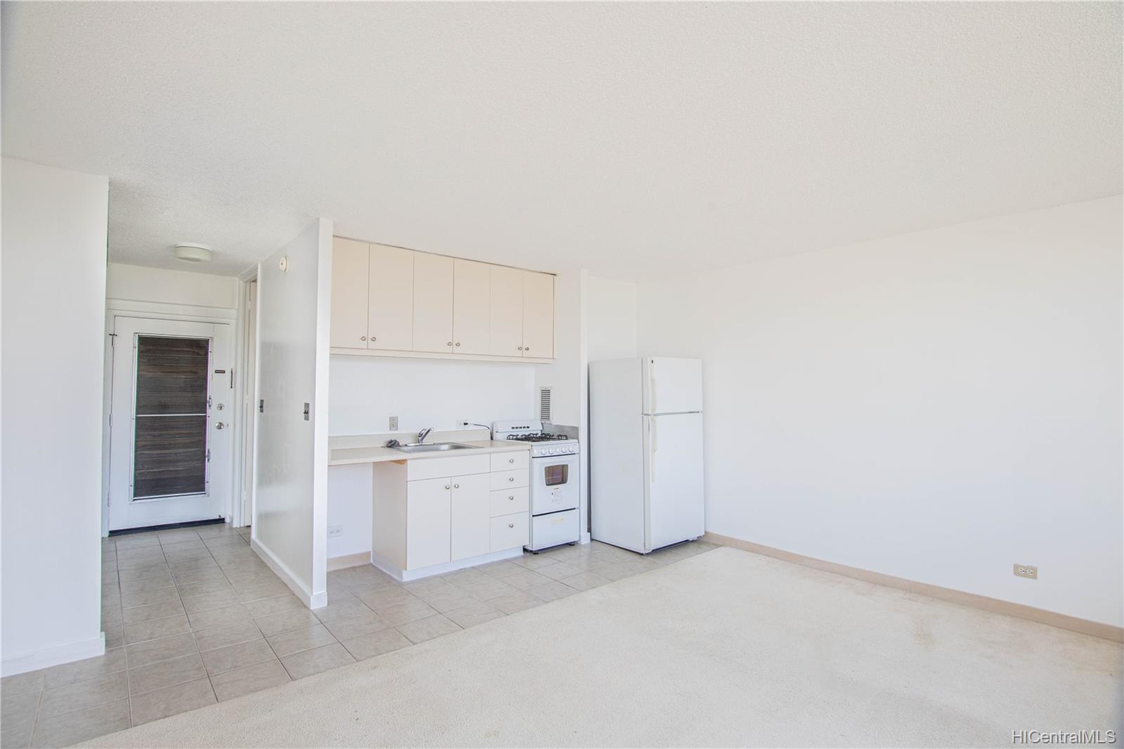 1550 Wilder Avenue #A613, Honolulu, HI 96822