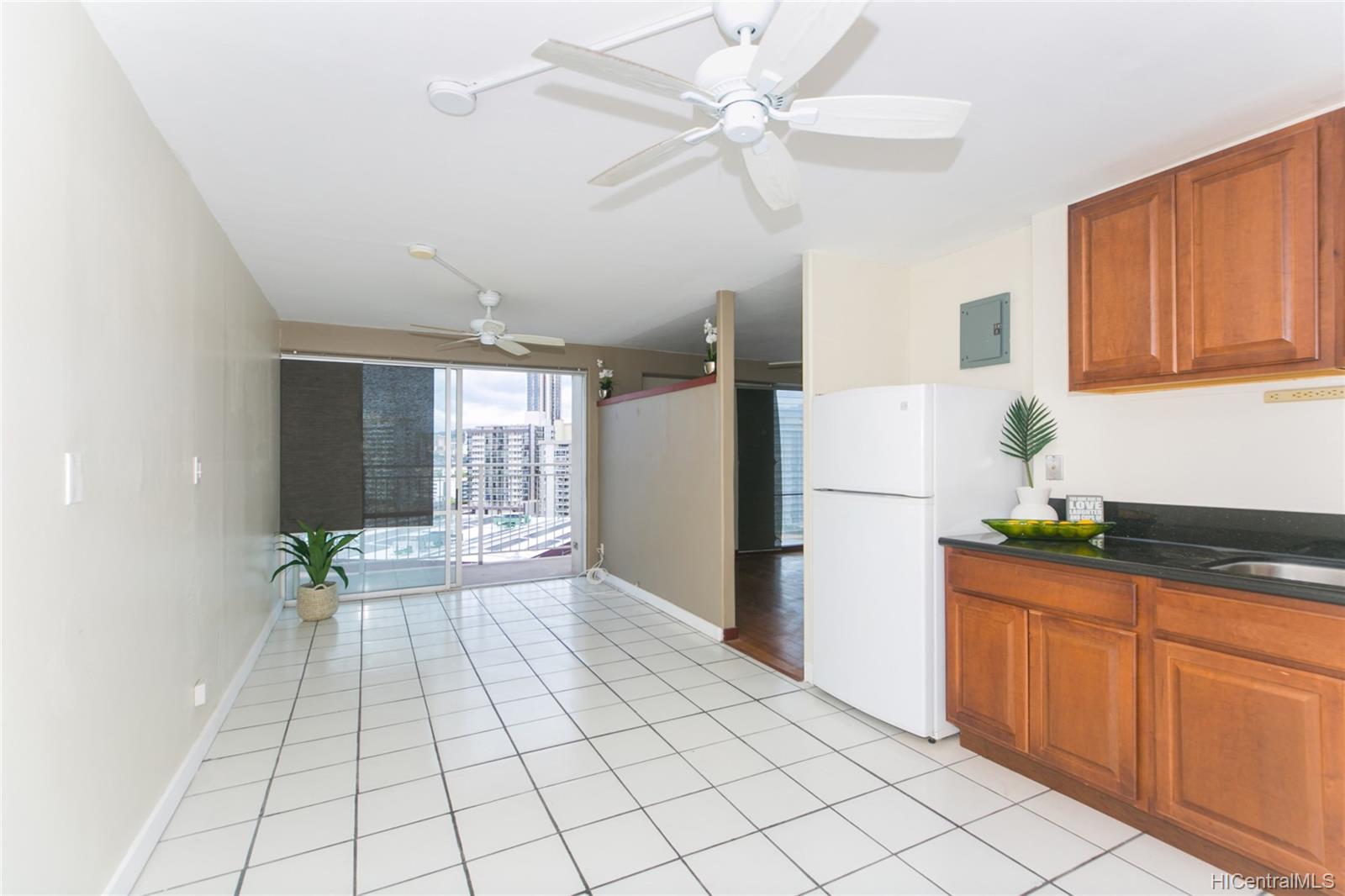 1655 Makaloa Street #1104, Honolulu, HI 96814