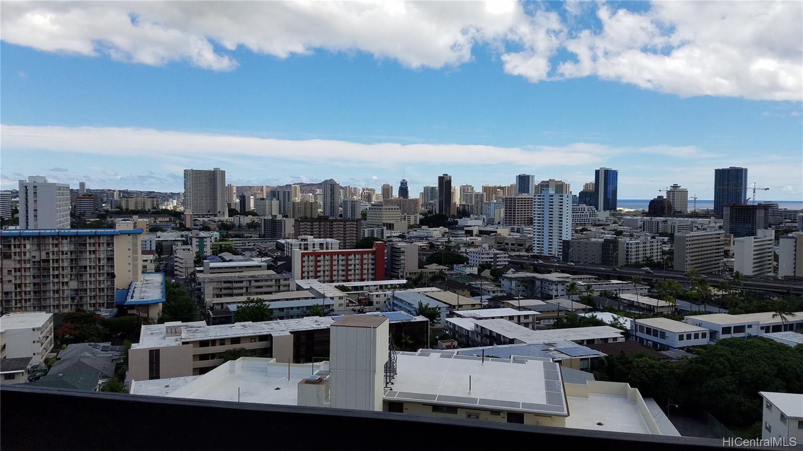 1560 Thurston Avenue #902, Honolulu, HI 96822