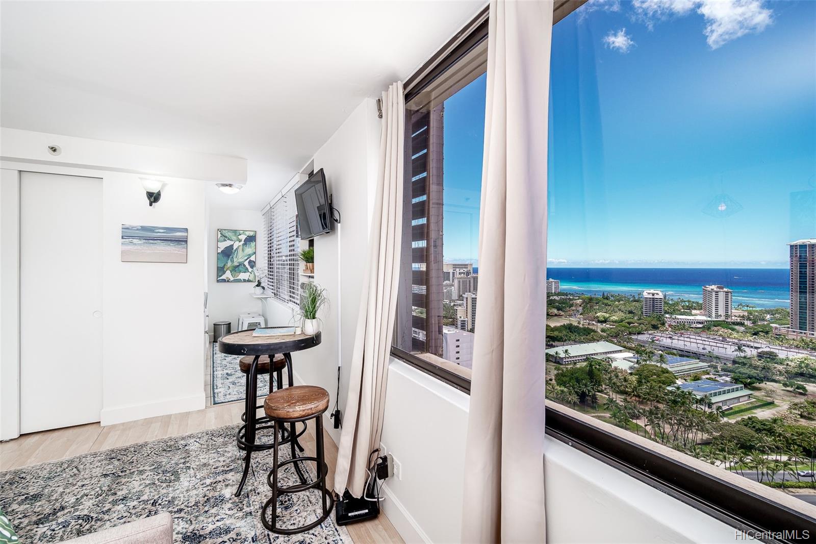 444 Niu Street #3502, Honolulu, HI 96815