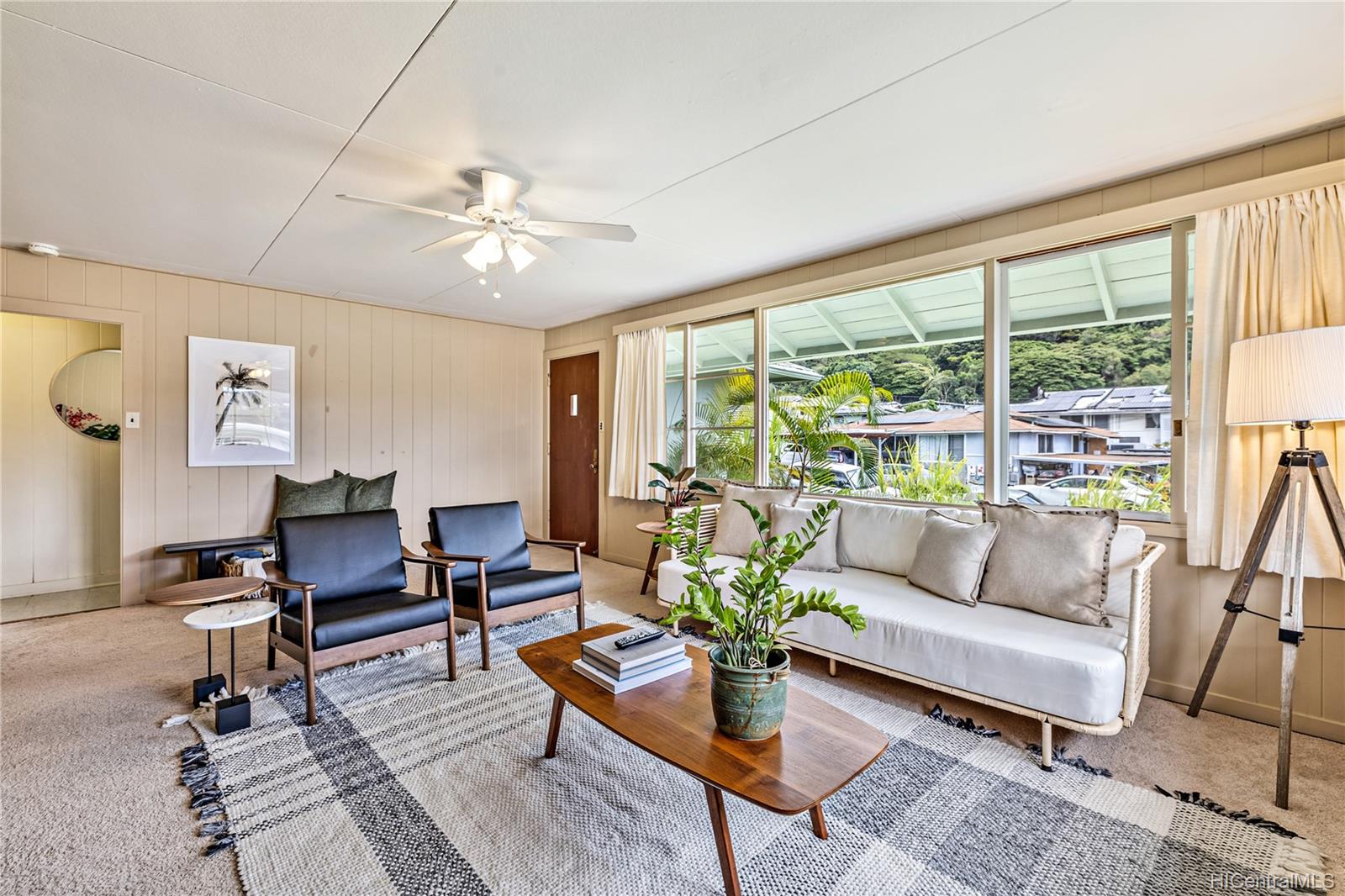 2550 Pauoa Road Honolulu, HI 96813