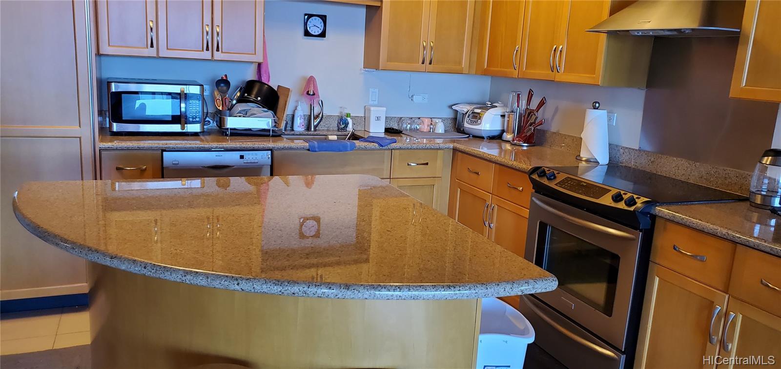 1296 Kapiolani Boulevard #3805, Honolulu, HI 96814