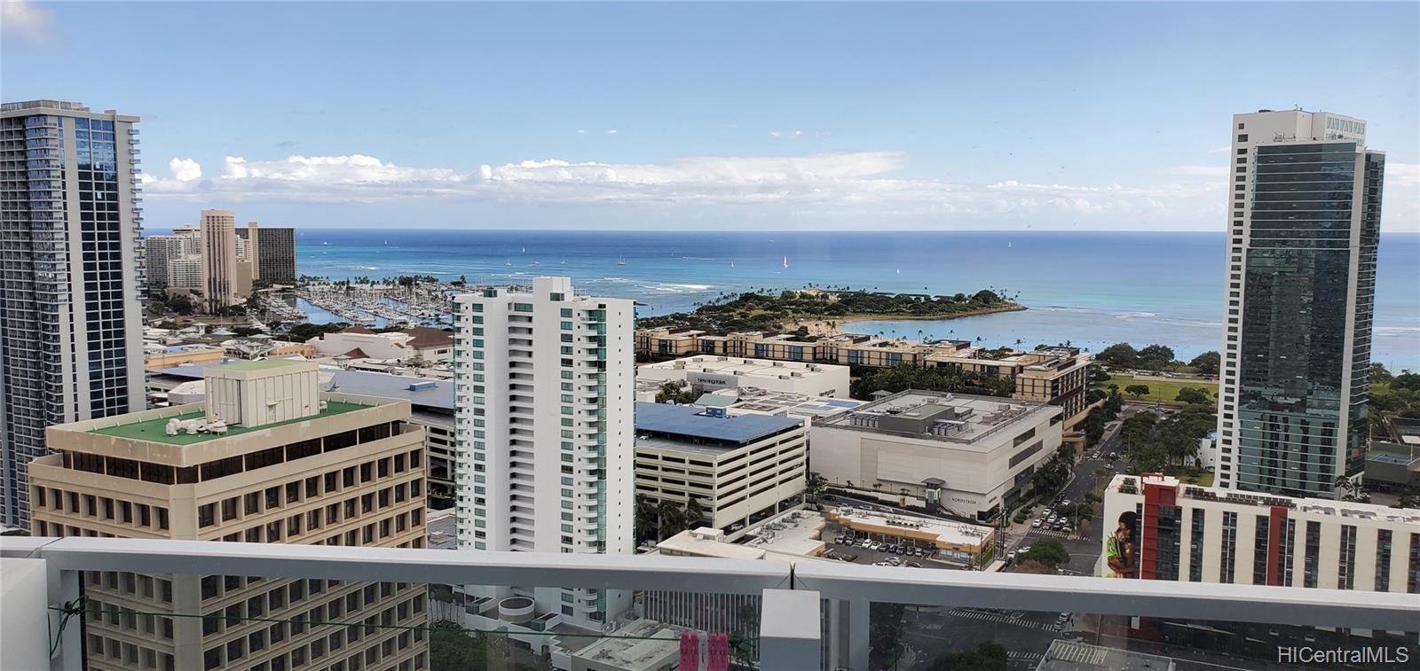 1296 Kapiolani Boulevard #3805, Honolulu, HI 96814