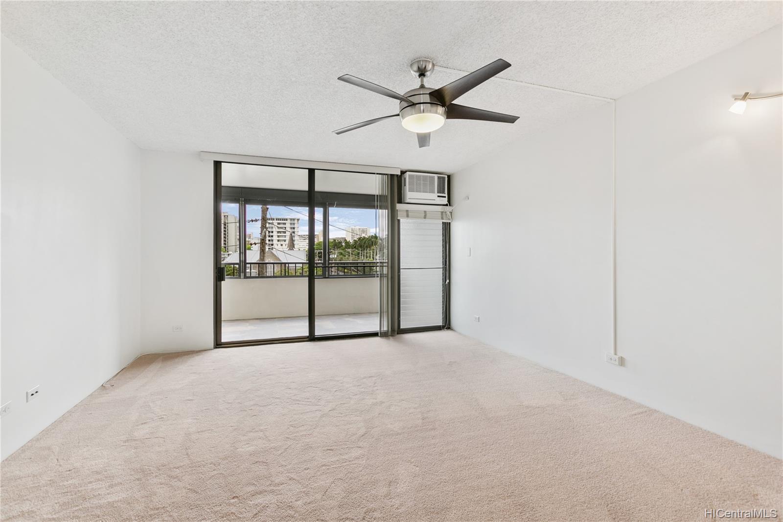 1521 Alexander Street #501, Honolulu, HI 96822