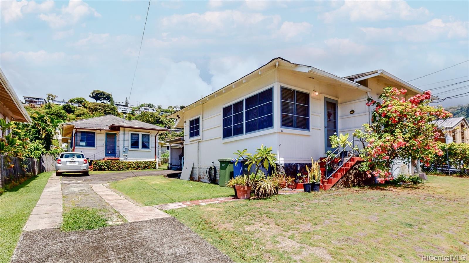 2316 Kanealii Avenue Honolulu, HI 96813