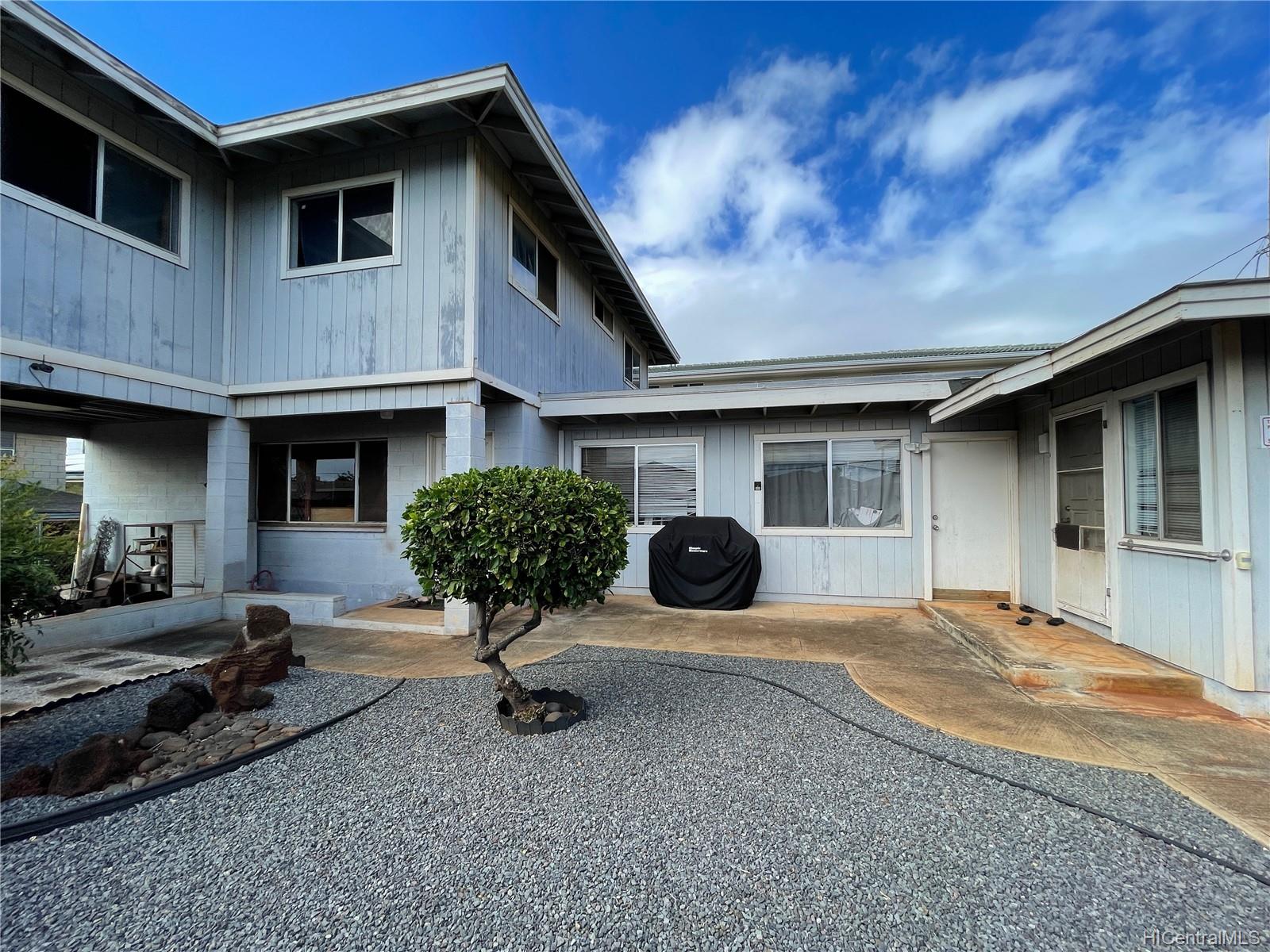 3332-A Maunaloa Avenue Honolulu, HI 96816