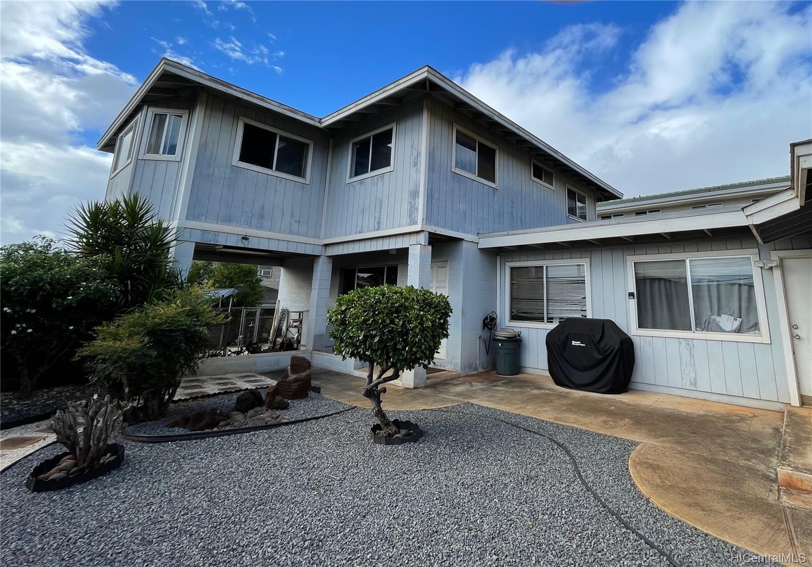 3332-A Maunaloa Avenue Honolulu, HI 96816