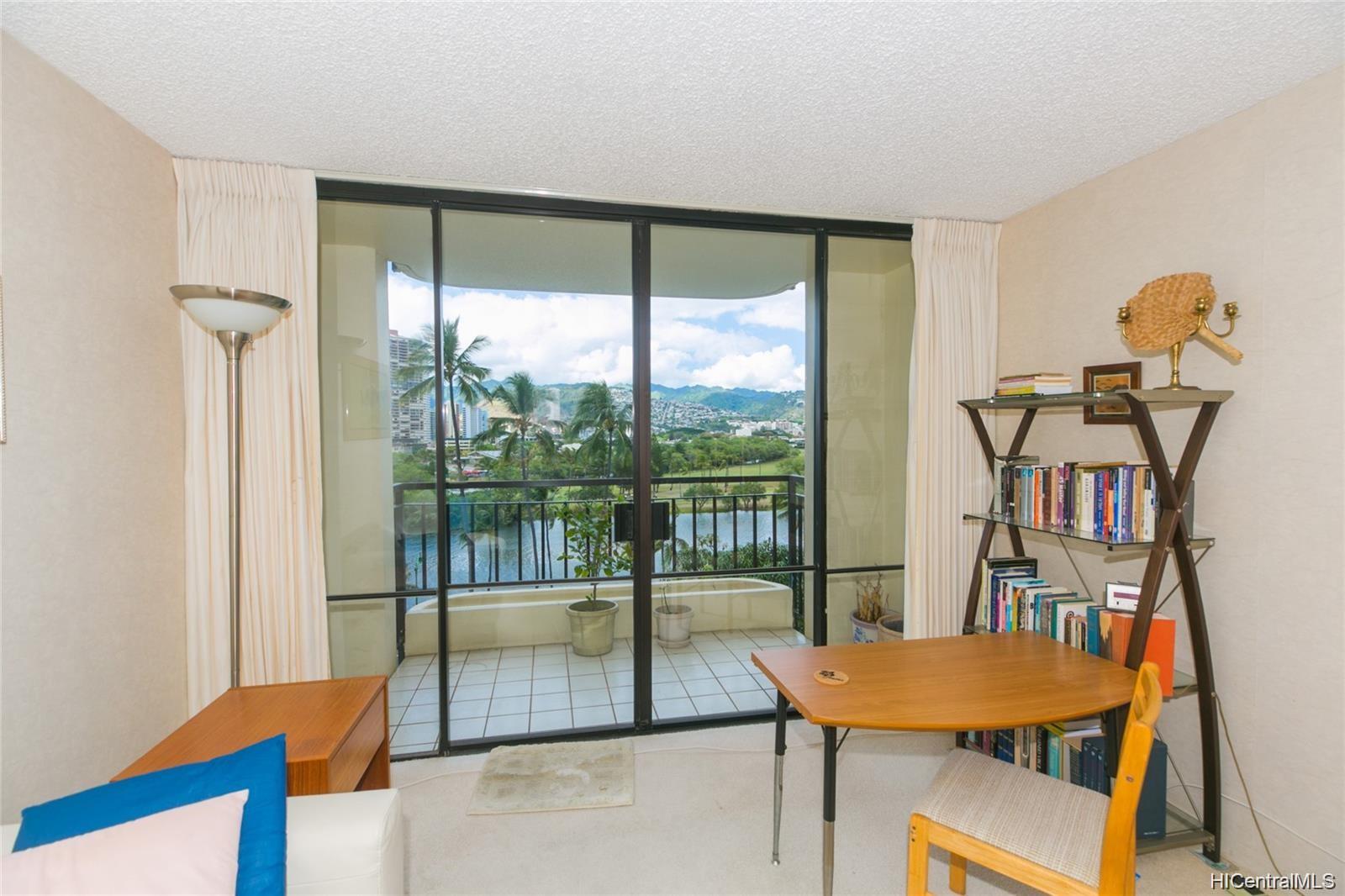 440 Seaside Avenue #603, Honolulu, HI 96815