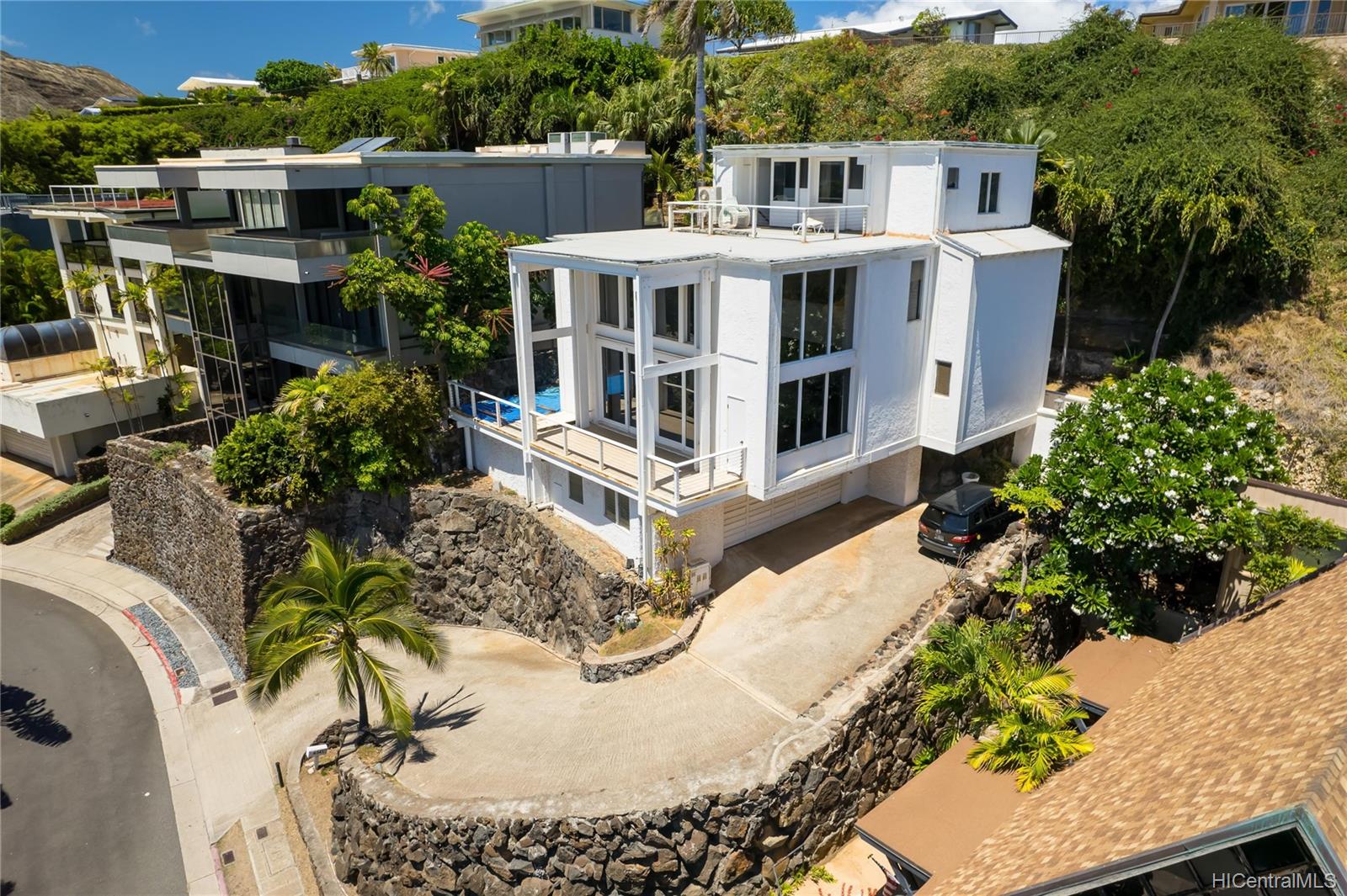 4341 Kaikoo Place Honolulu, HI 96816