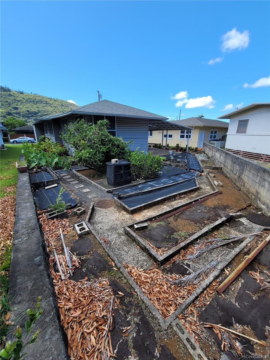 2918 Keoni Street Honolulu, HI 96822