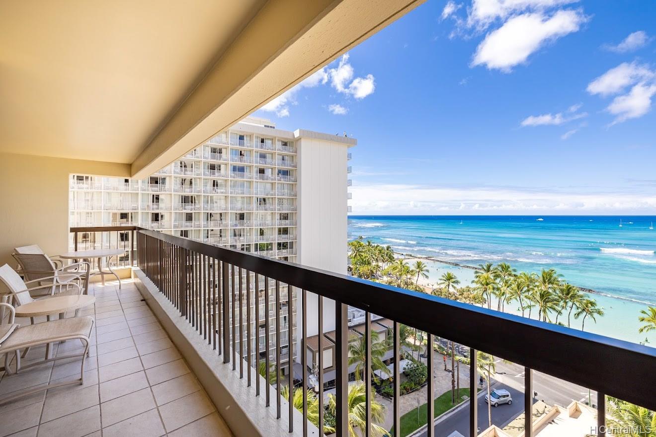 2470 Kalakaua Avenue #1102, Honolulu, HI 96815