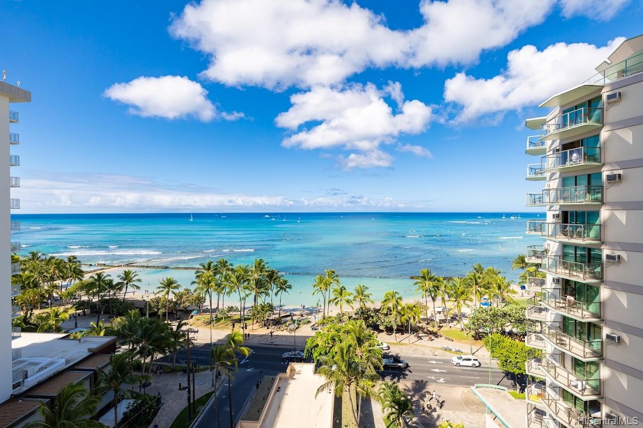 2470 Kalakaua Avenue #1102, Honolulu, HI 96815