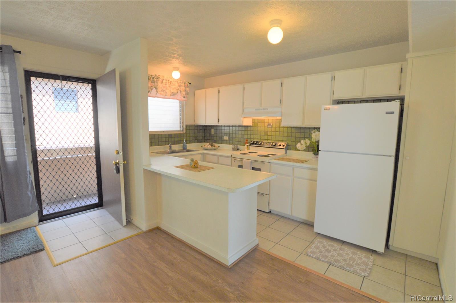 904 Lunalilo Street #10, Honolulu, HI 96822