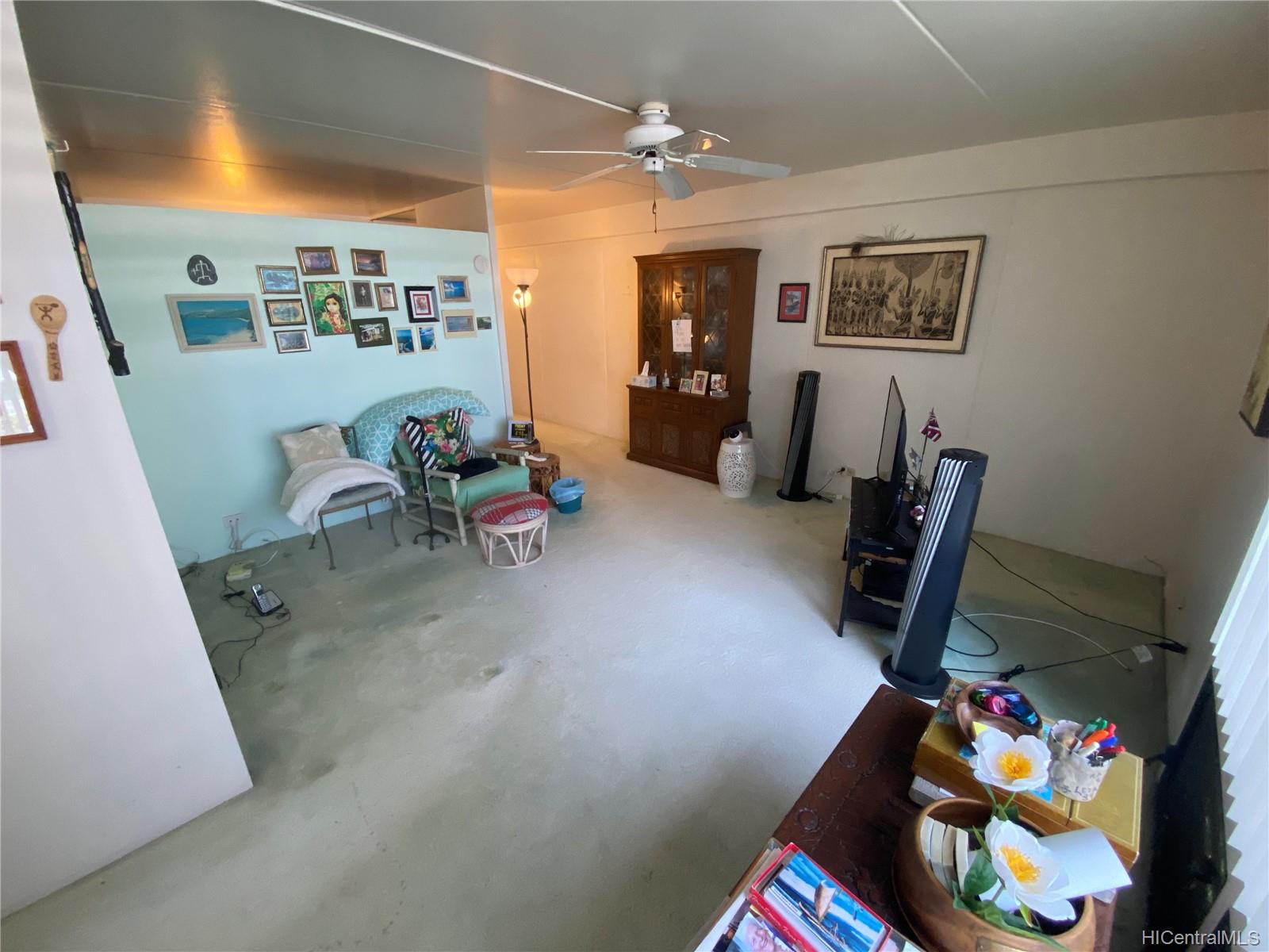 910 Ahana Street #303, Honolulu, HI 96814