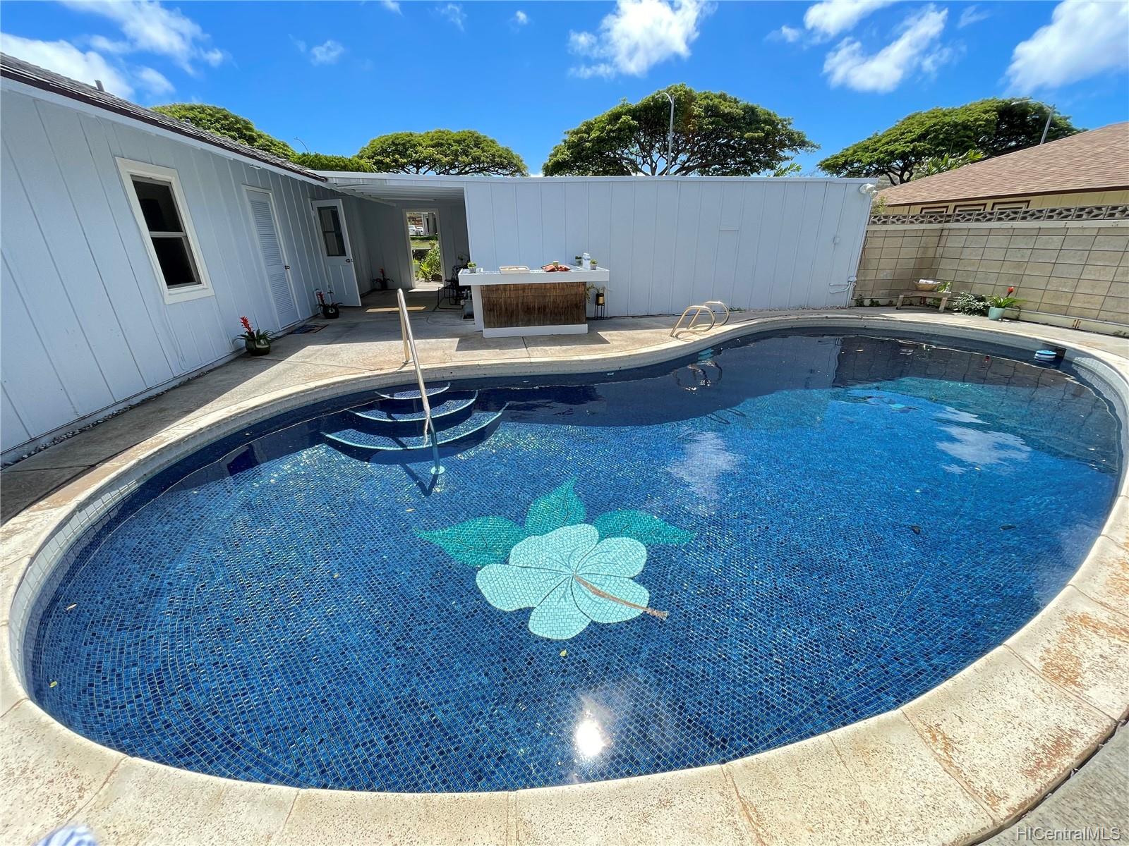 366 Lunalilo Home Road Honolulu, HI 96825