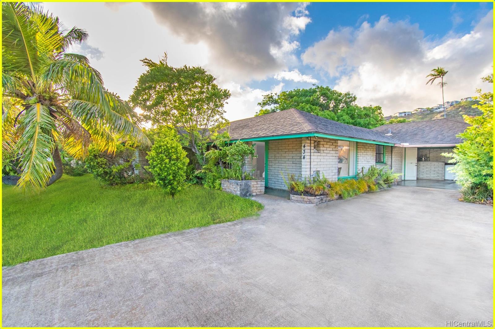 434 Wailupe Circle Honolulu, HI 96821