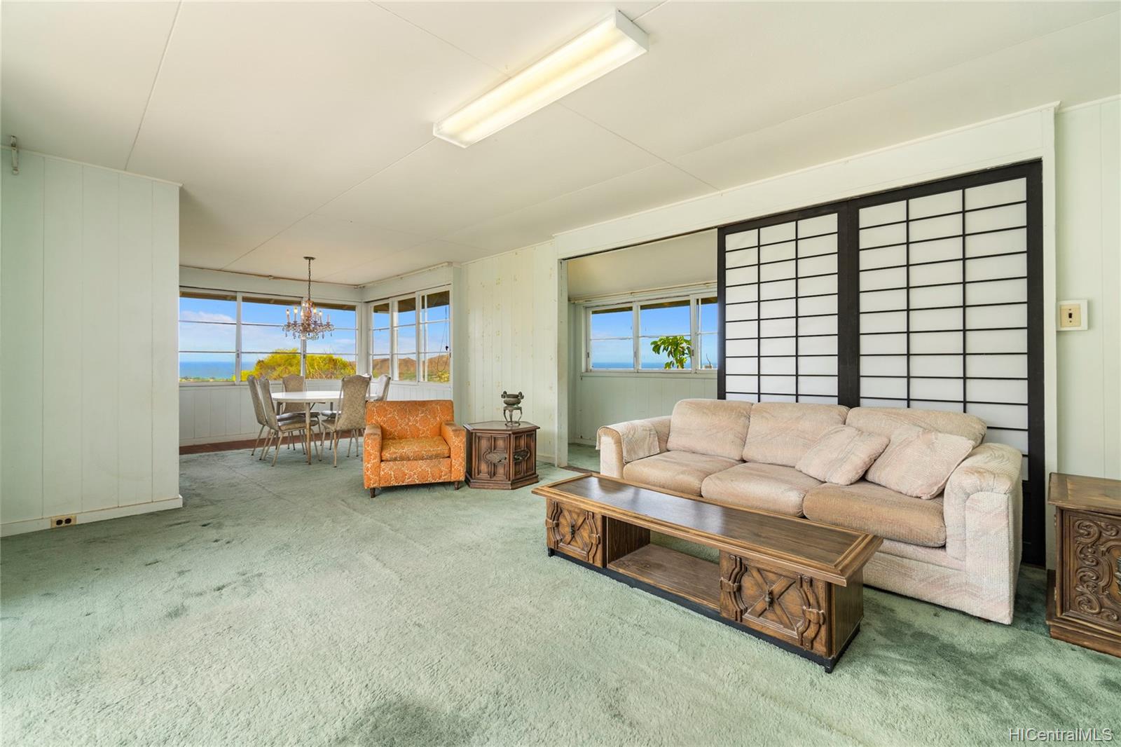 1706 Paula Drive Honolulu, HI 96816