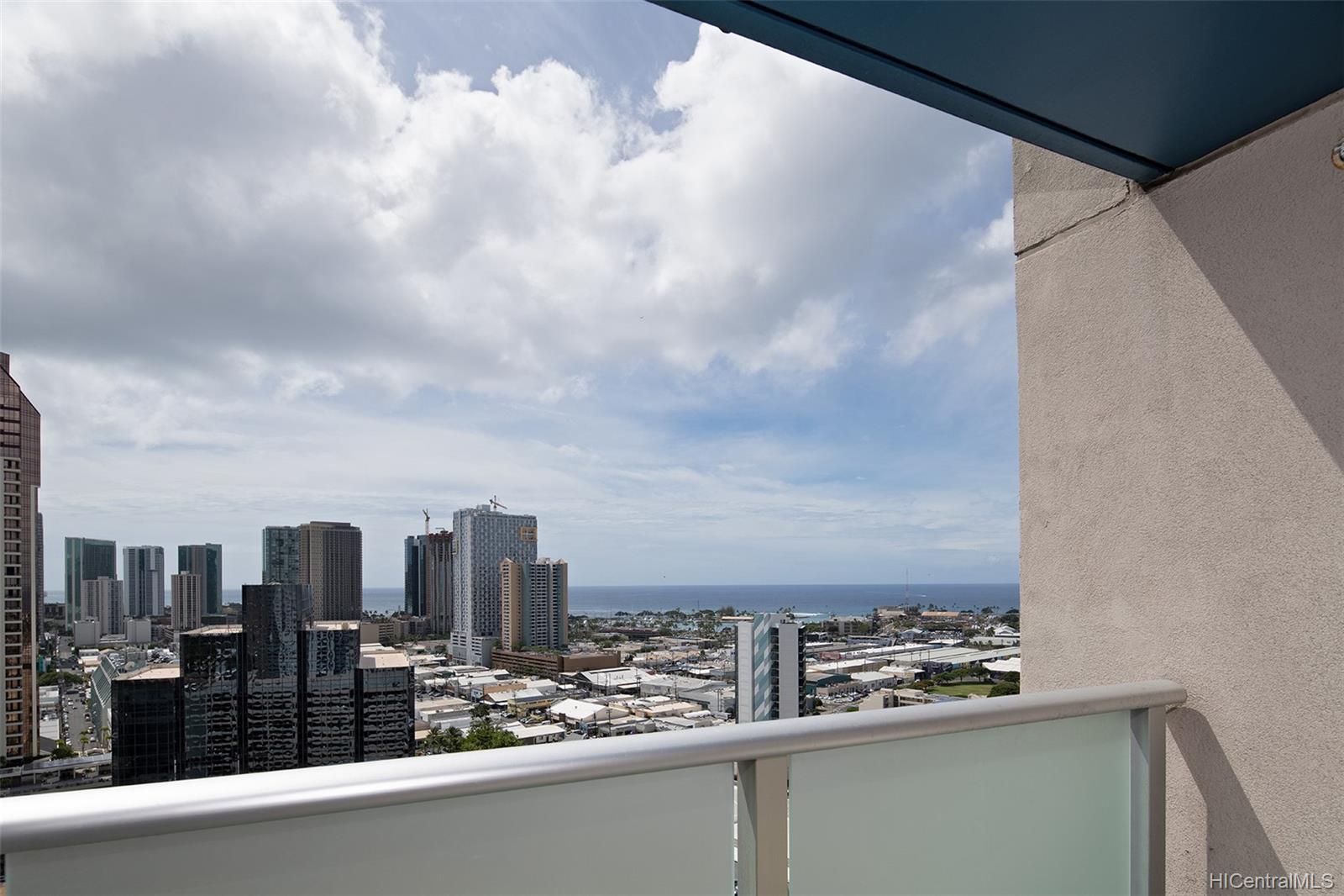 801 South Street #2509, Honolulu, HI 96813