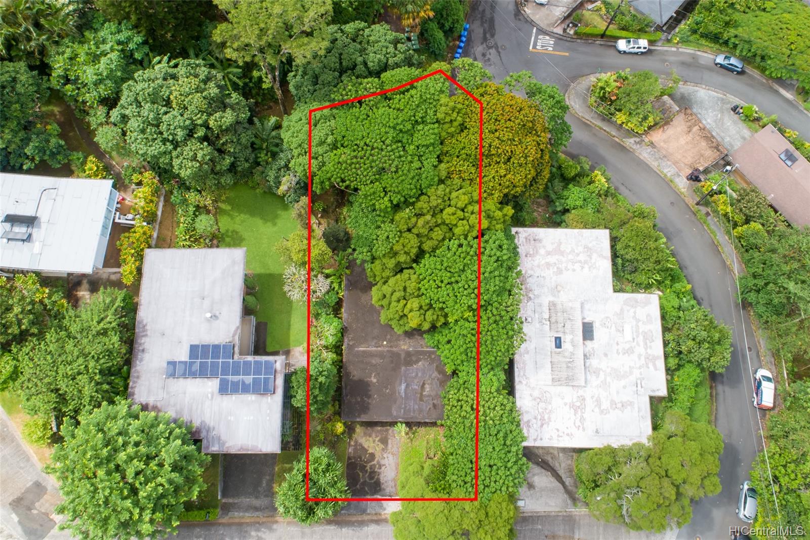 3211 Melemele Place Honolulu, HI 96822