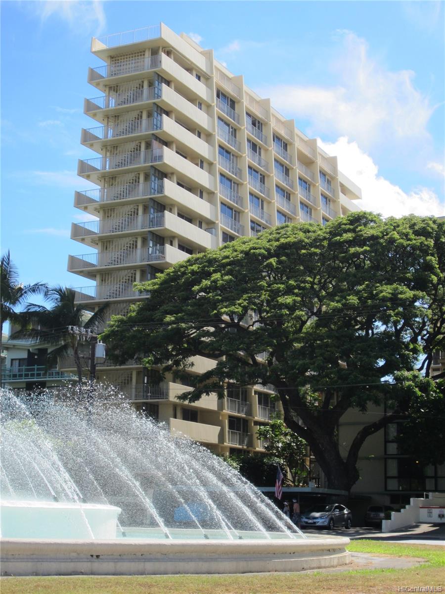 2947 Kalakaua Avenue #405, Honolulu, HI 96815