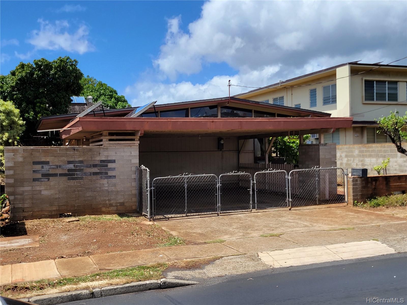 1114 5th Avenue Honolulu, HI 96816