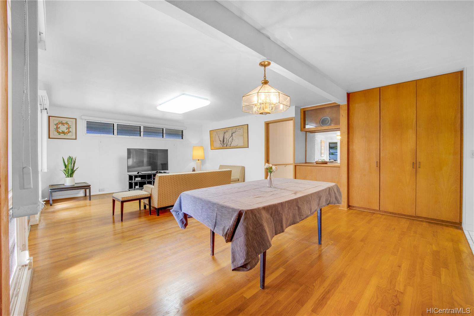 3134 Kahiwa Place Honolulu, HI 96822