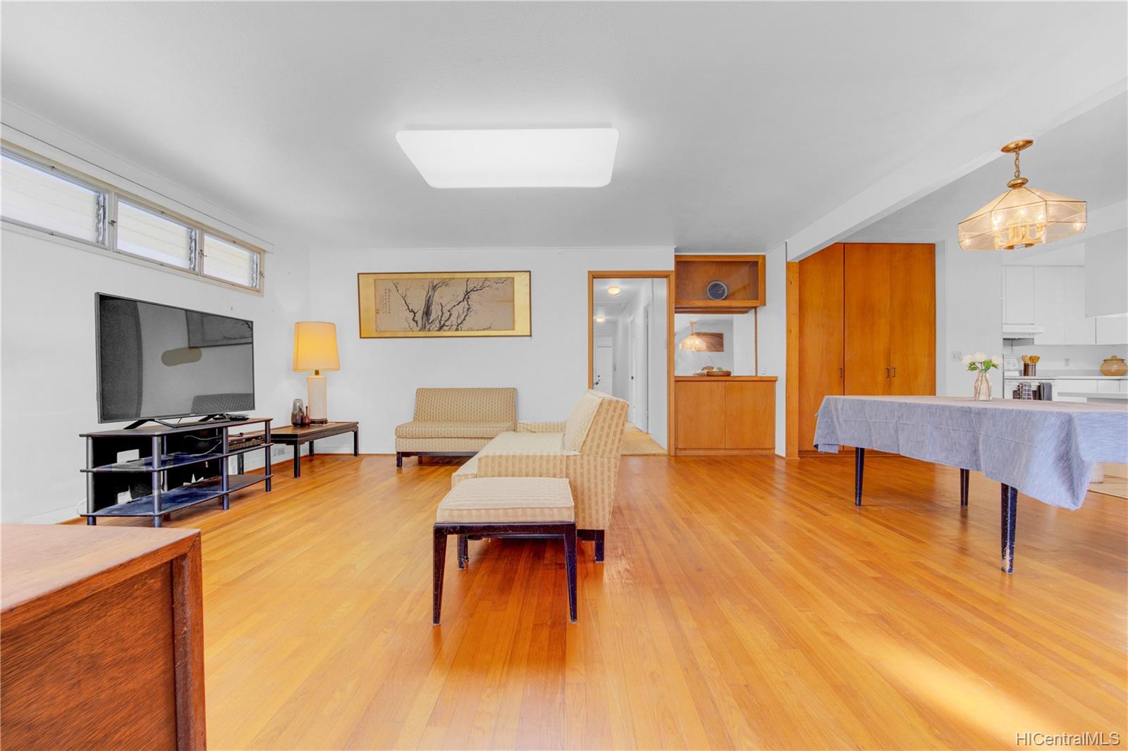 3134 Kahiwa Place Honolulu, HI 96822