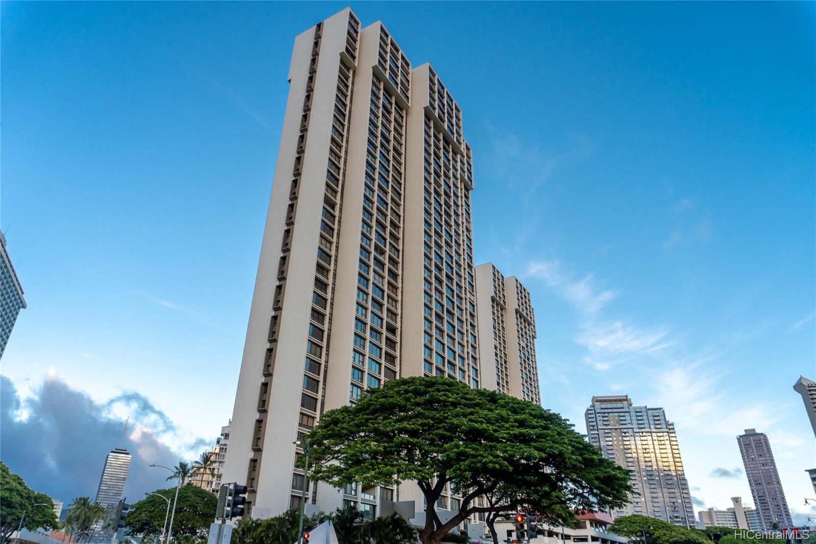 1600 Ala Moana Boulevard #1400, Honolulu, HI 96815