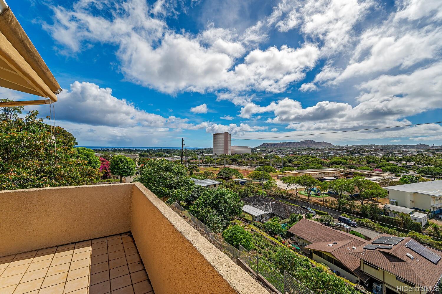 1384 Hoakoa Place #24, Honolulu, HI 96821