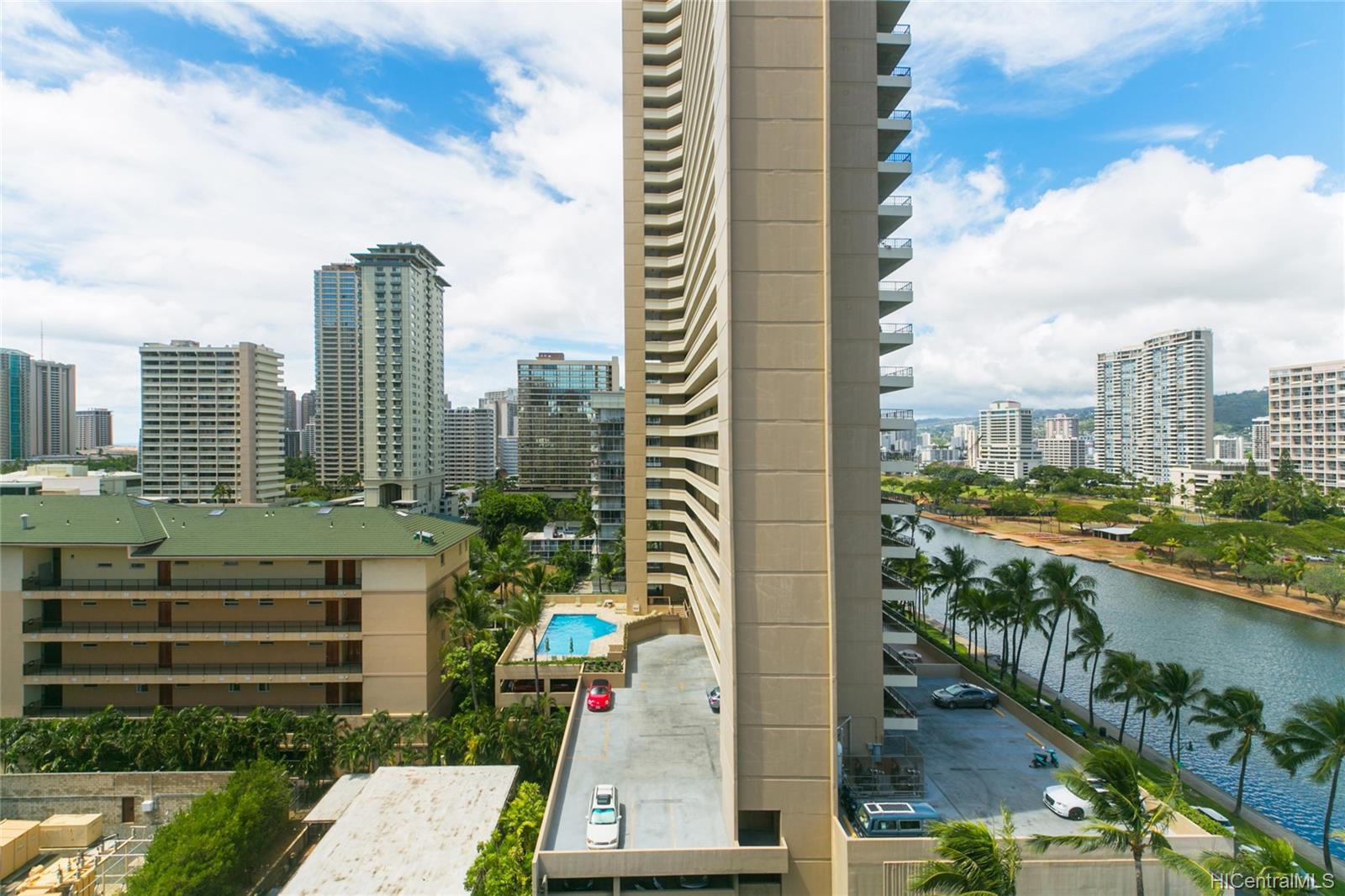 445 Kaiolu Street #1209, Honolulu, HI 96815