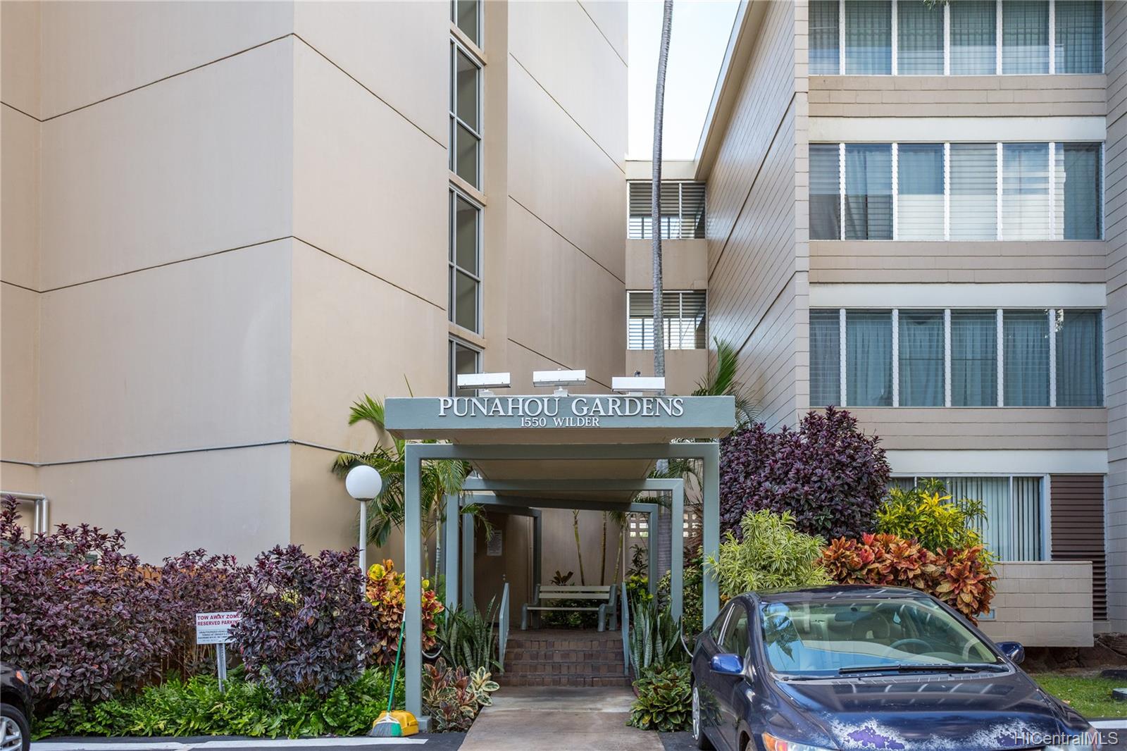 1550 Wilder Avenue #A313, Honolulu, HI 96822