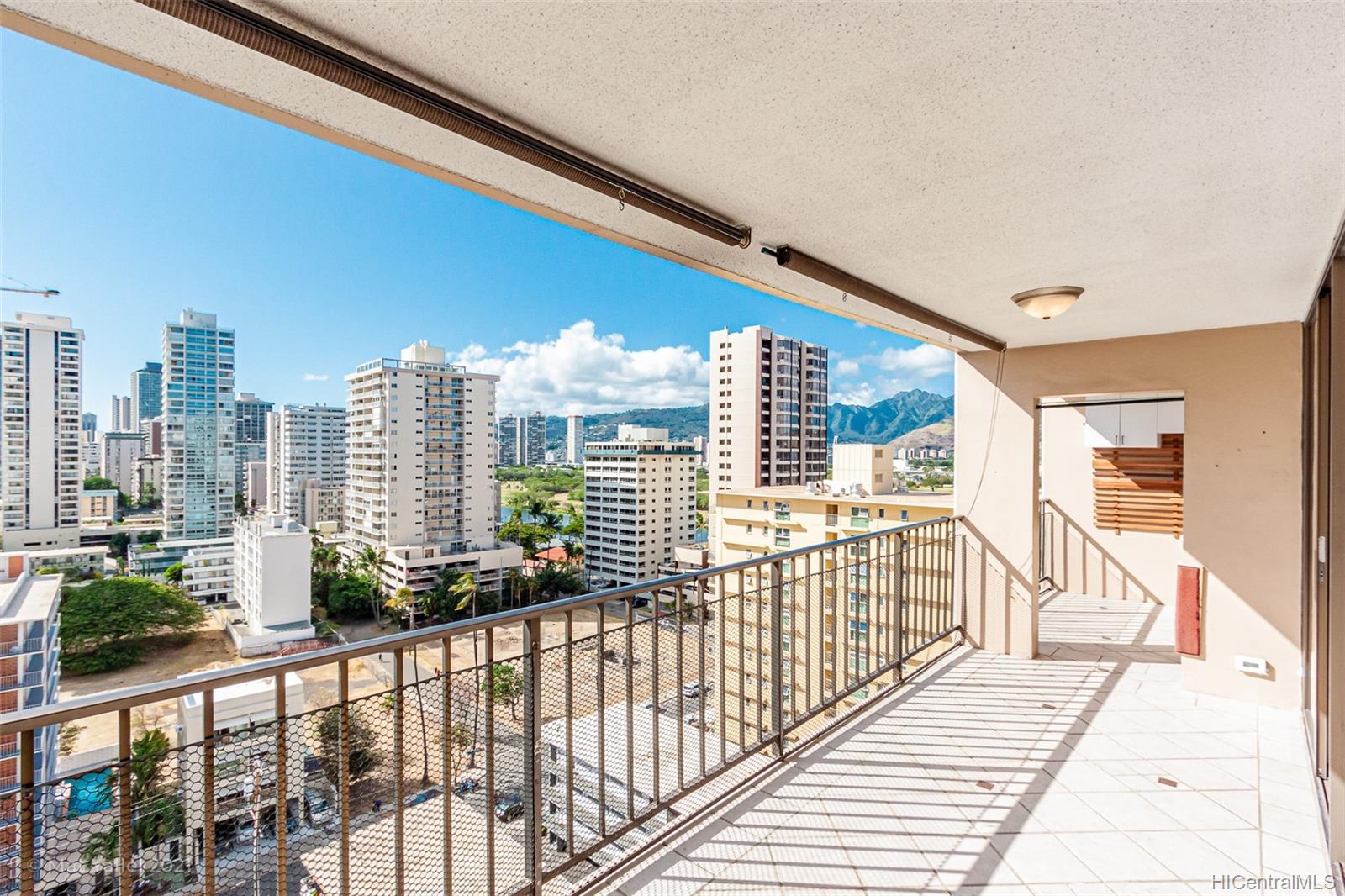 250 Ohua Avenue #PHA, Honolulu, HI 96815