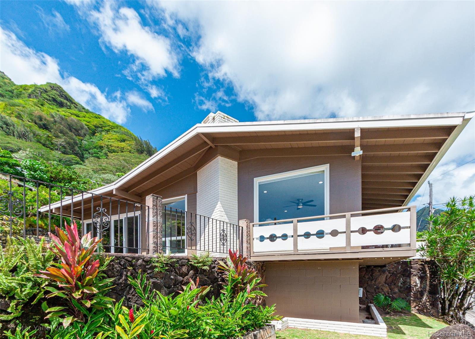 3504 Kumu Street Honolulu, HI 96822