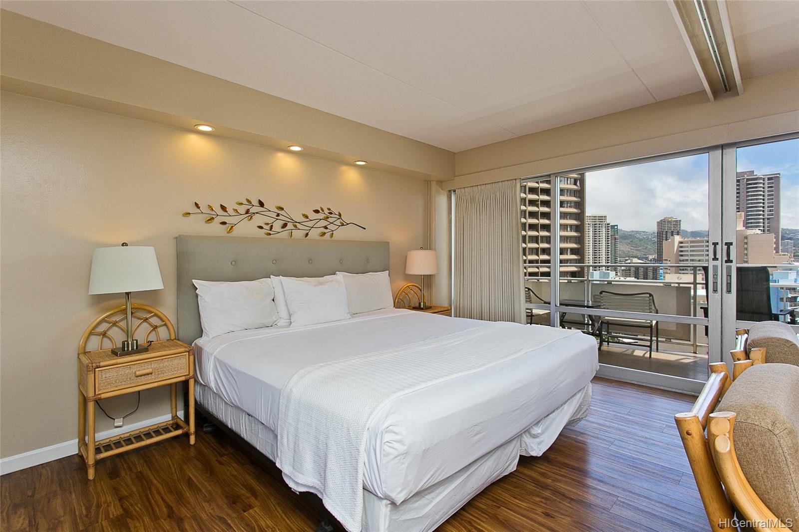 1777 Ala Moana Boulevard #1907, Honolulu, HI 96815