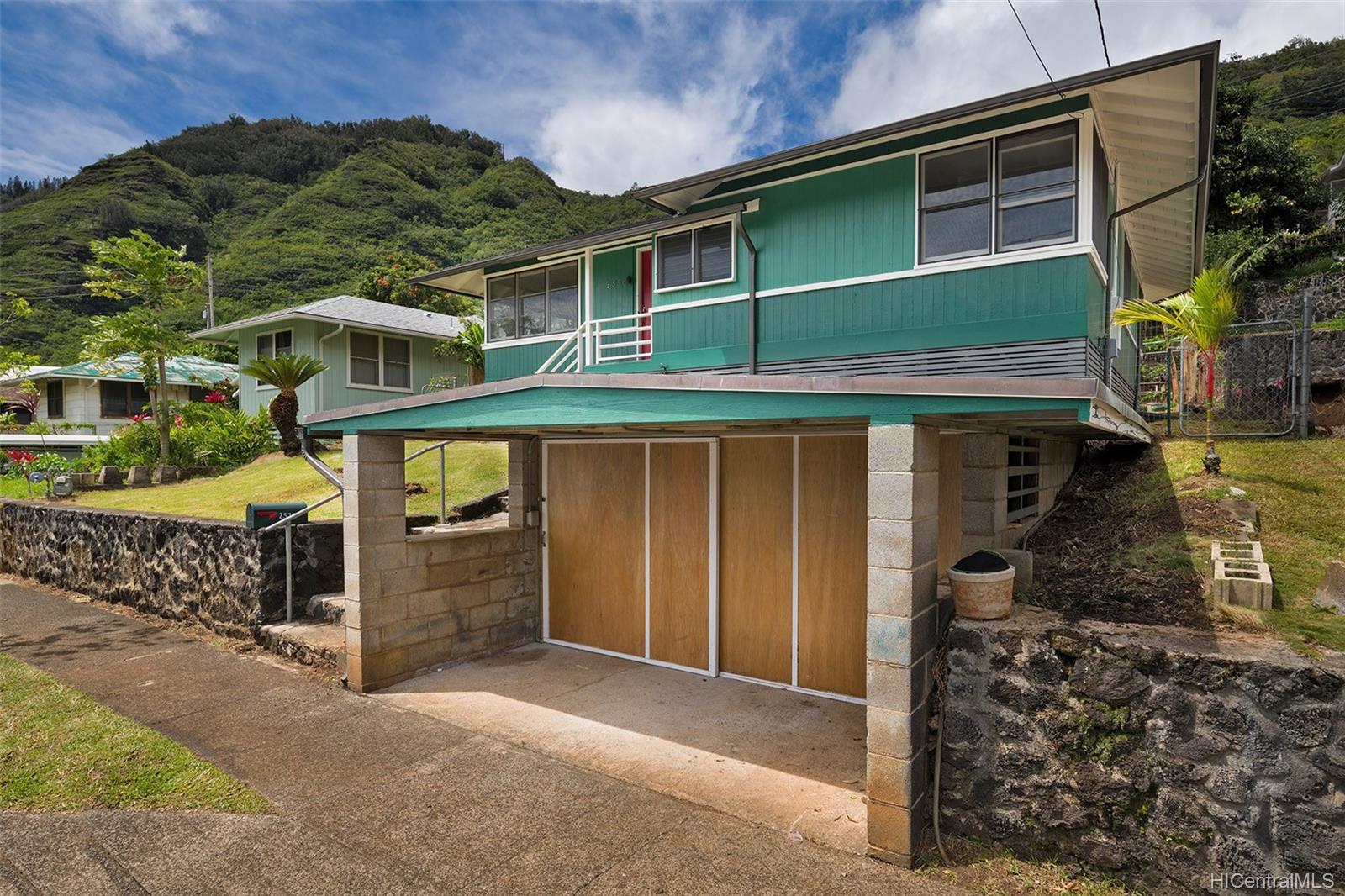 2536 Gardenia Street Honolulu, HI 96816