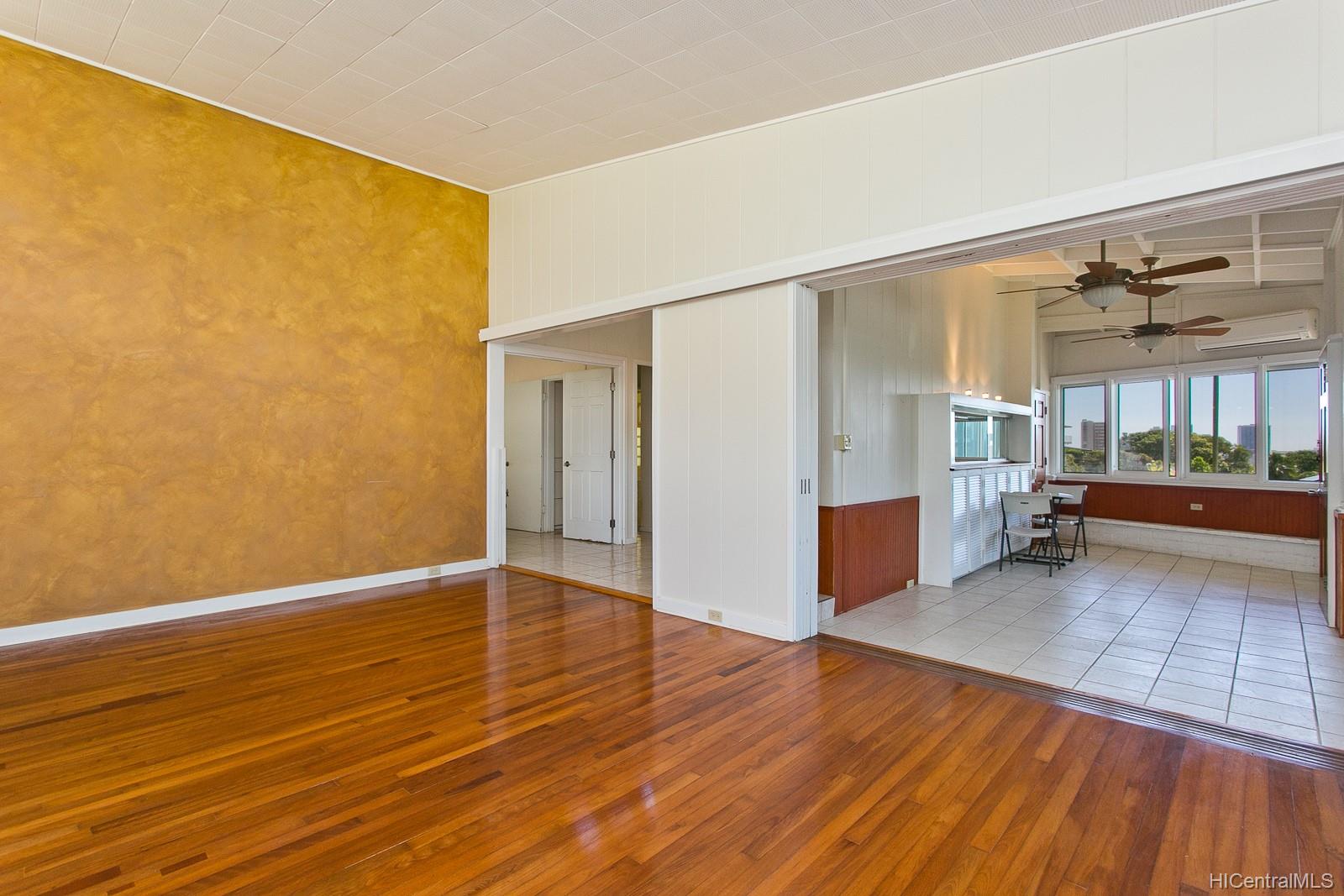 2039 Makiki Street Honolulu, HI 96822