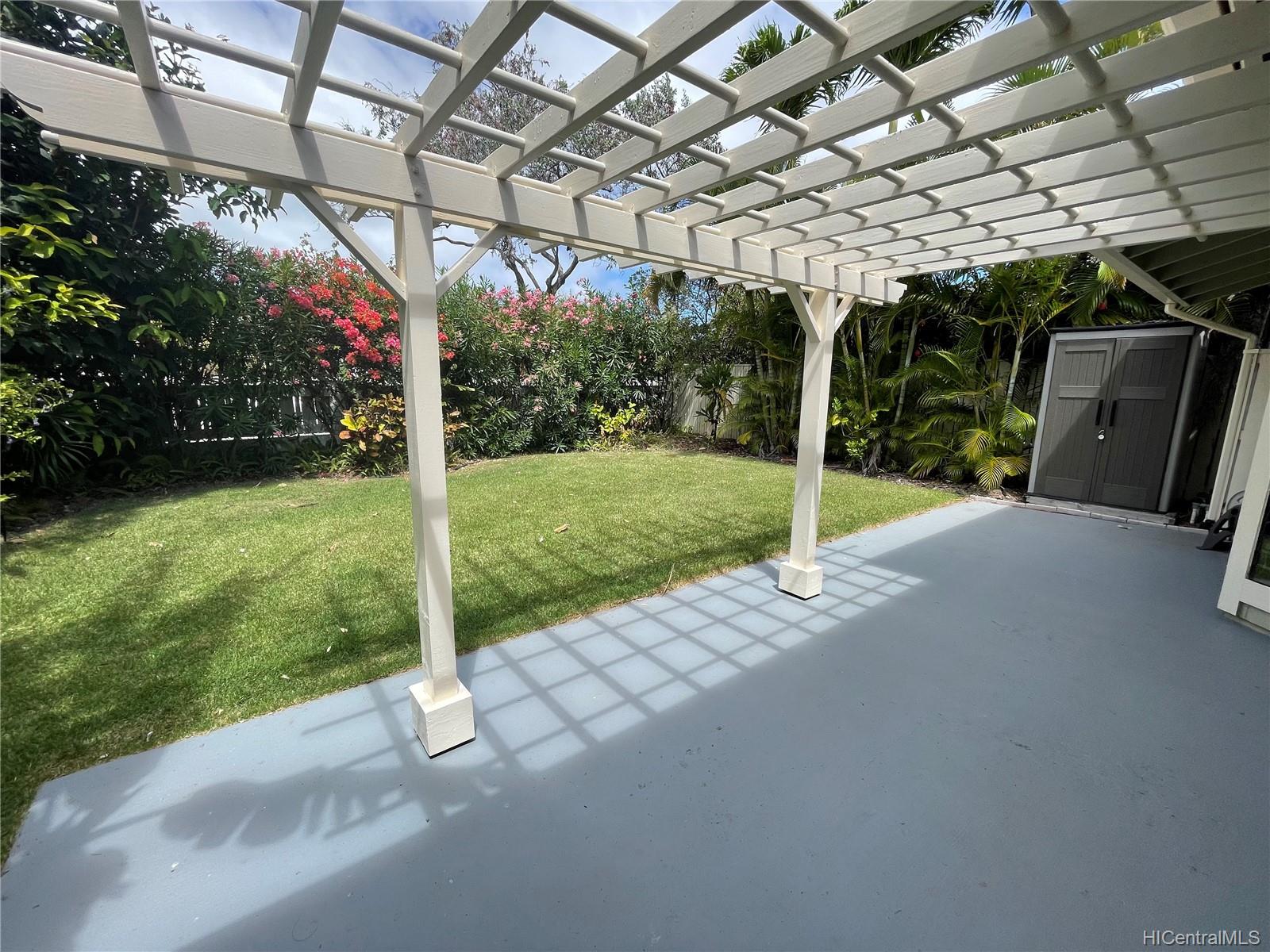 299 Kipukai Place Honolulu, HI 96825