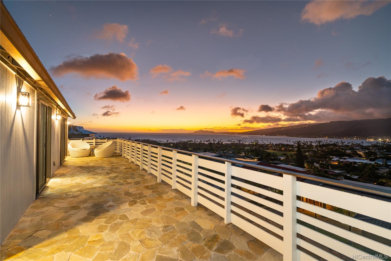 161 Polihale Place Honolulu, HI 96825